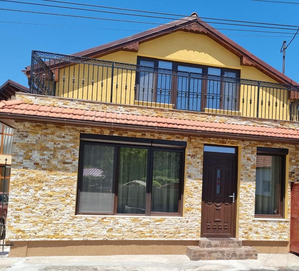 Casa De Oaspeti Minerva Ντέβα Εξωτερικό φωτογραφία